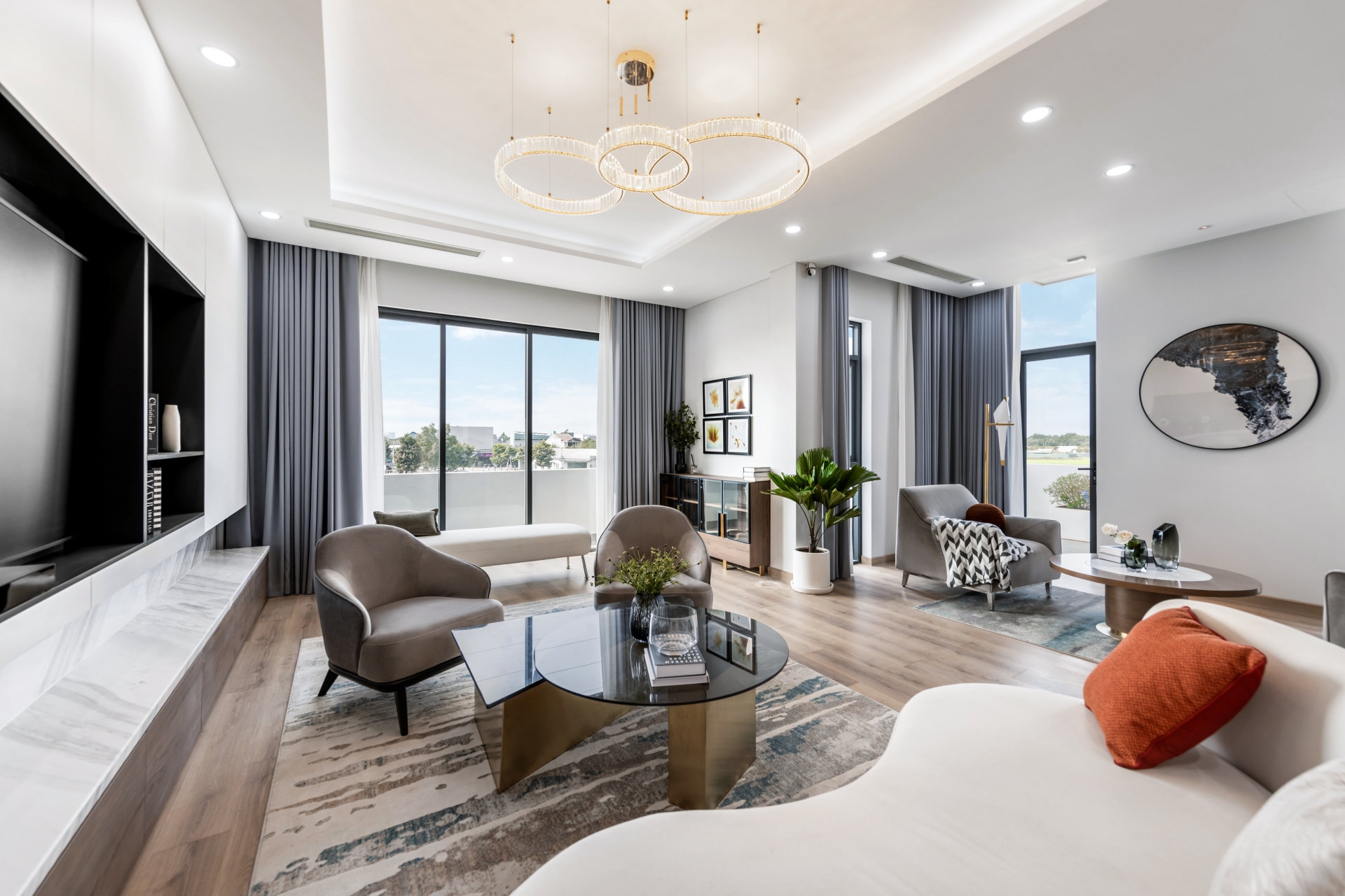 Commercial area, villas and high-end apartments (Thai Son Long An).